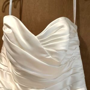David’s Bridal, used, ivory satin, size 16W, Wedding Gown, Style 9MB3651